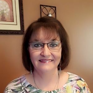 Meet your Posher, Carol